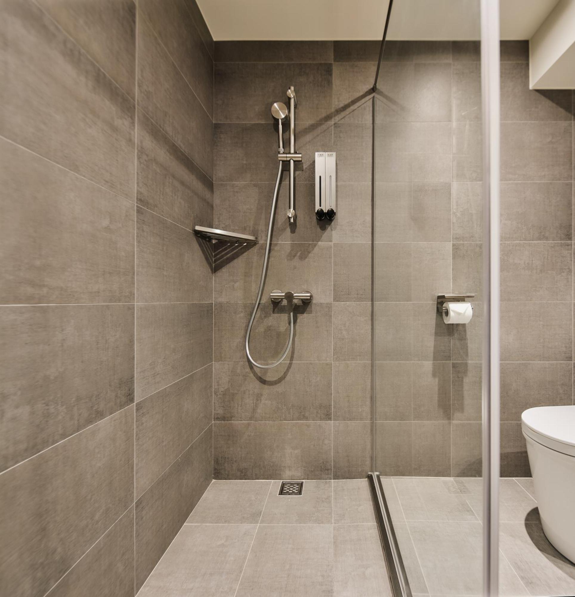 Brown House Hotel - Taipei Main Station Bagian luar foto