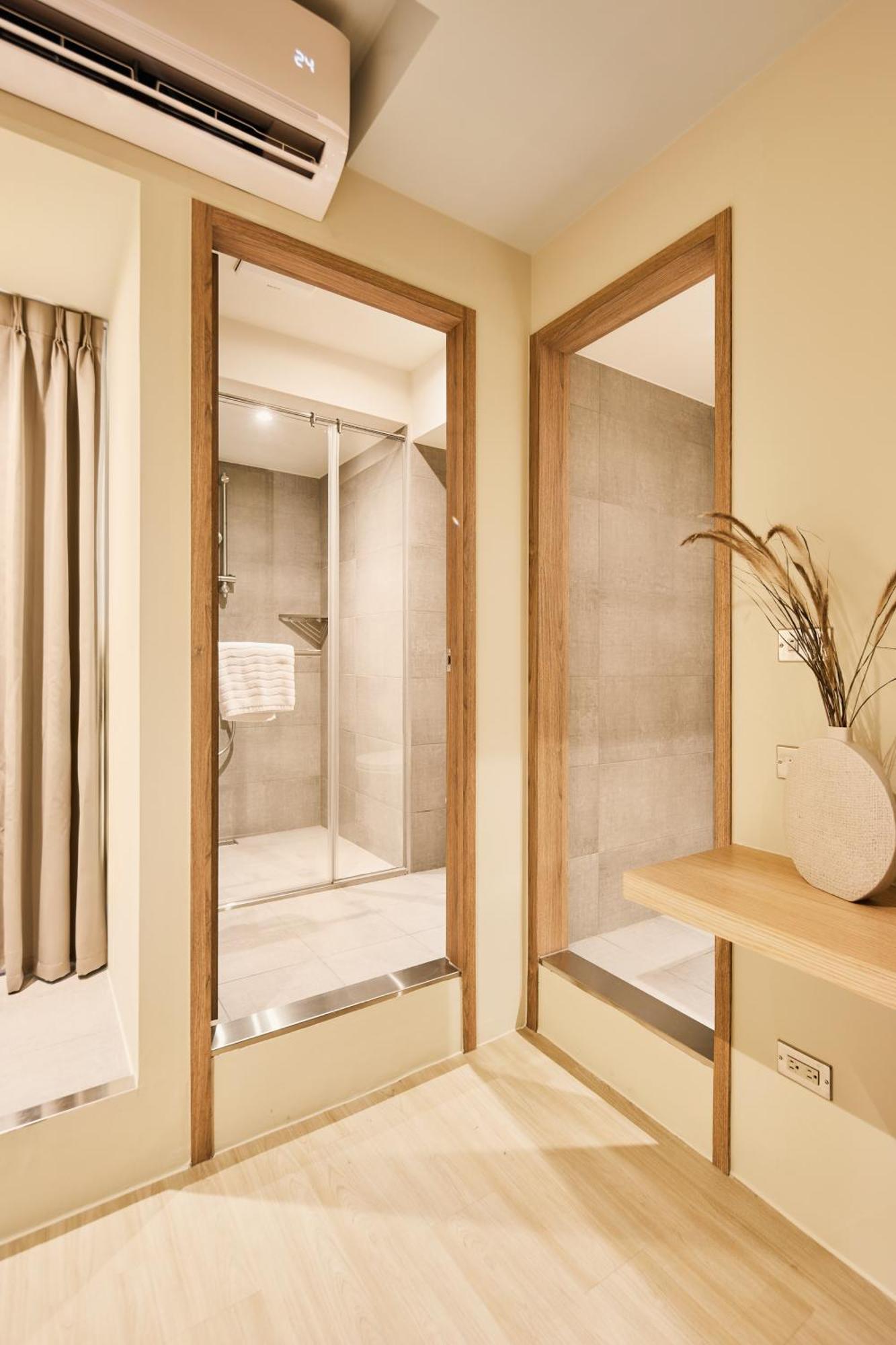 Brown House Hotel - Taipei Main Station Bagian luar foto